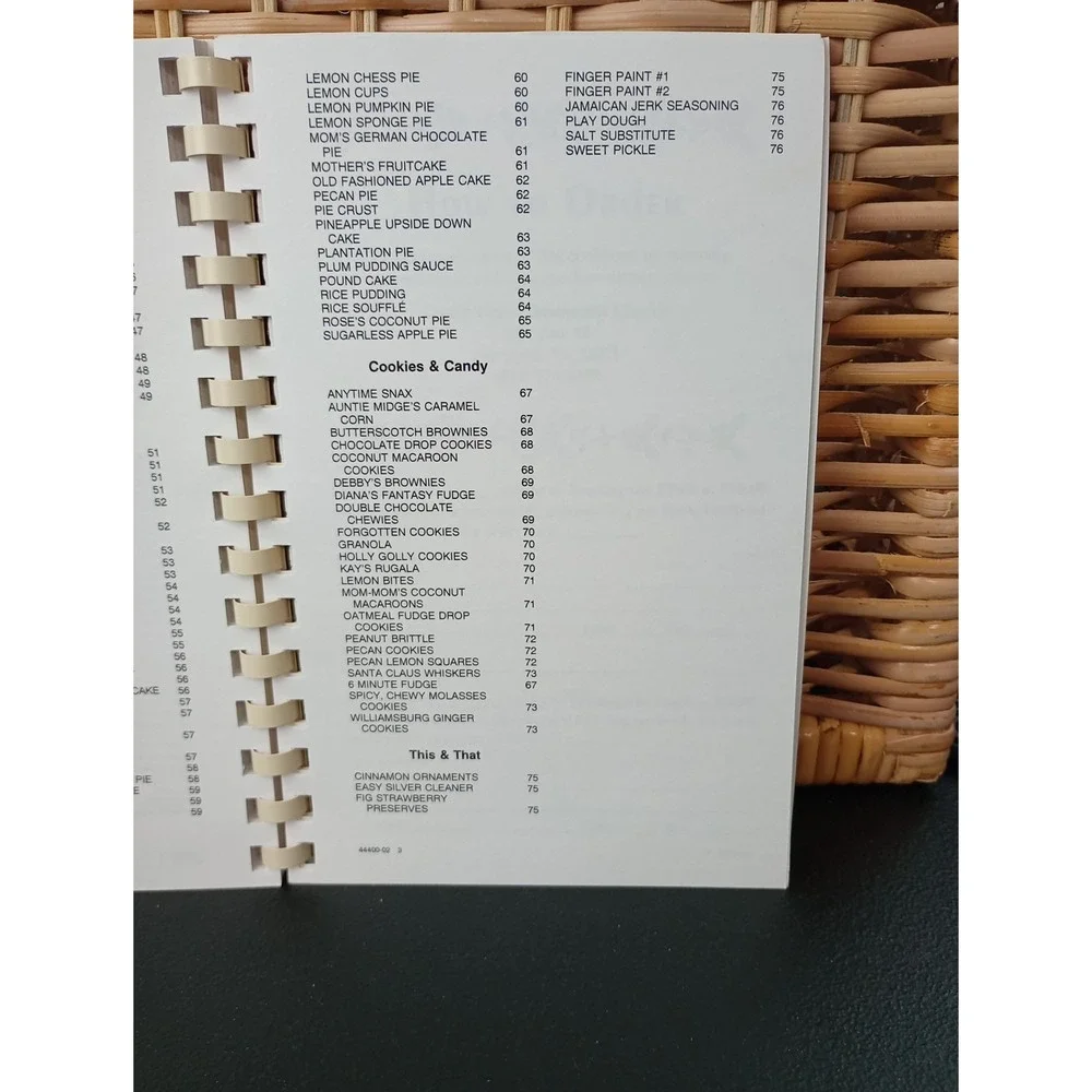 Lower United Methodist Church Cookbook Hartfield,‎ VA 2002 Spiral